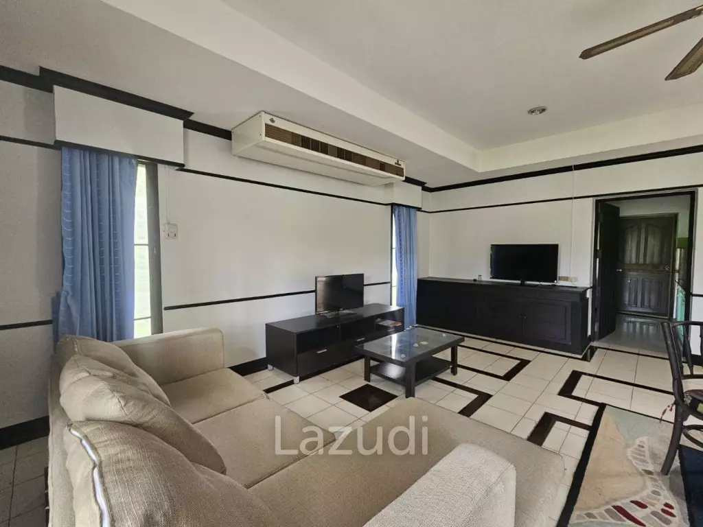 PALM HILLS CONDO : 2 Bed condo ground floor on the golf course