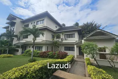 PALM HILLS CONDO : 2 Bed condo ground floor on the golf course