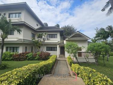 PALM HILLS CONDO : 2 Bed condo ground floor on the golf course