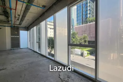 Retail Space in The Strand Thonglor Bangkok