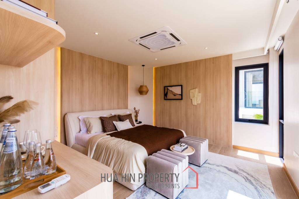 Oceanfront Luxury Villa in Bang Kao Cha Am