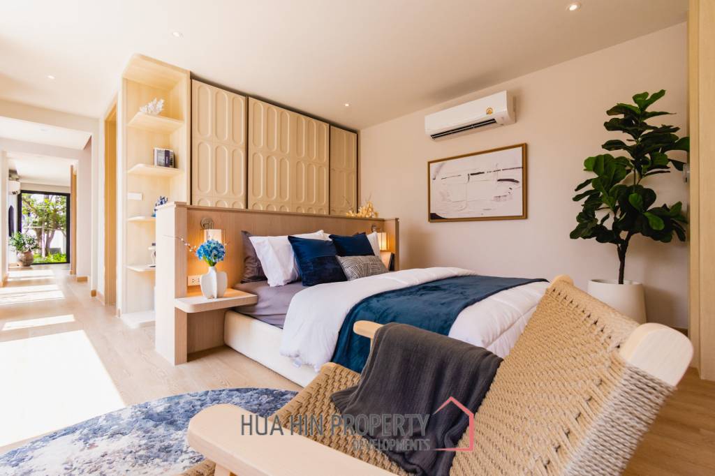 Oceanfront Luxury Villa in Bang Kao Cha Am