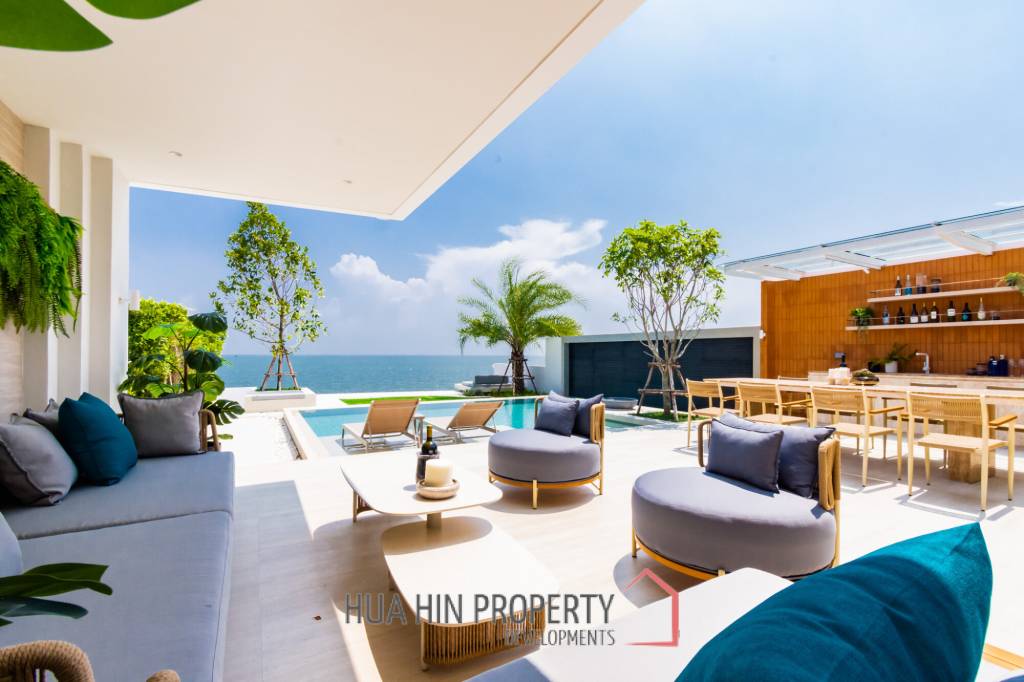Oceanfront Luxury Villa in Bang Kao Cha Am
