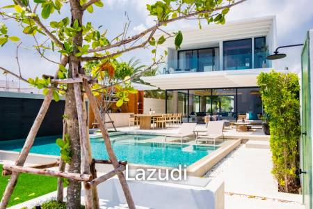 Oceanfront Luxury Villa in Bang Kao Cha Am