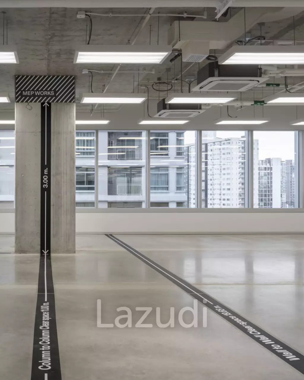 Modern Unfurnished Office Space in Phra Khanong Bangkok
