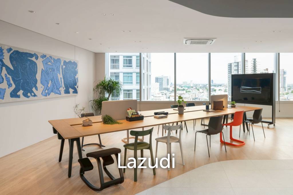 Modern Unfurnished Office Space in Phra Khanong Bangkok