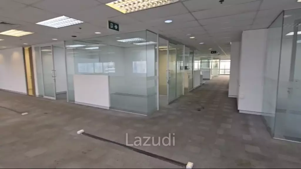 Spacious Furnished Office in CTI Tower Khlong Toei