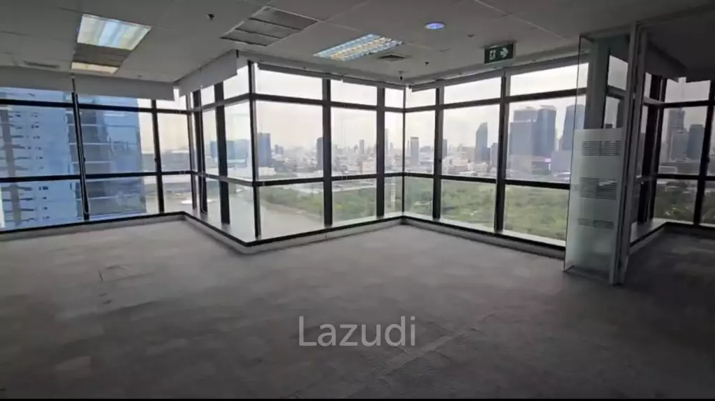 Spacious Furnished Office in CTI Tower Khlong Toei
