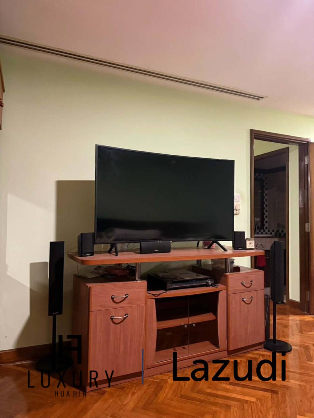 Spacious 2-Bed Condo in Baan Sansaran Hua Hin