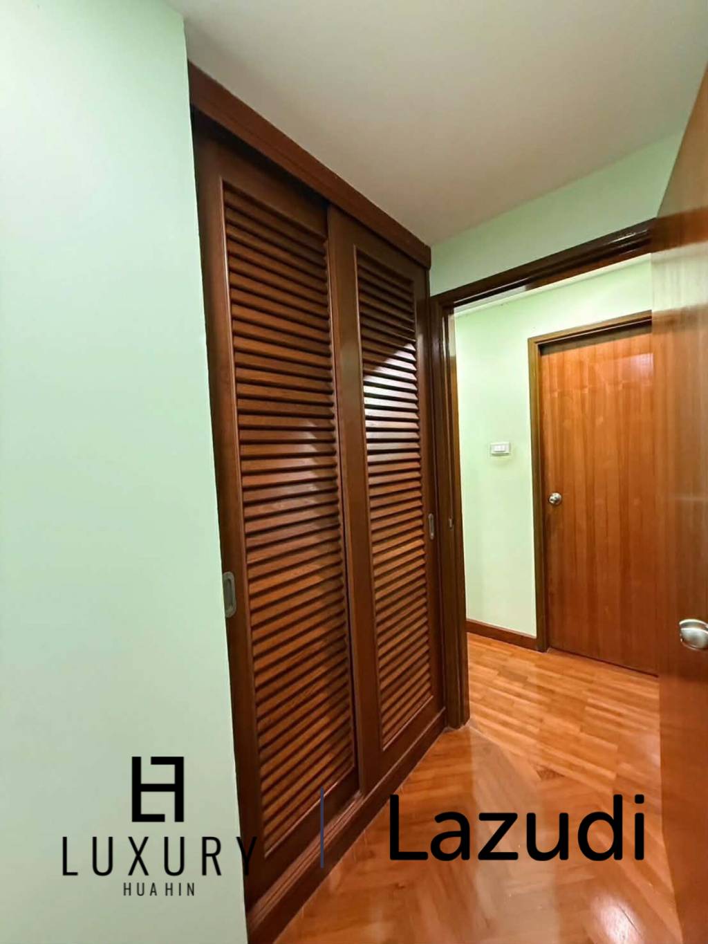 Spacious 2-Bed Condo in Baan Sansaran Hua Hin