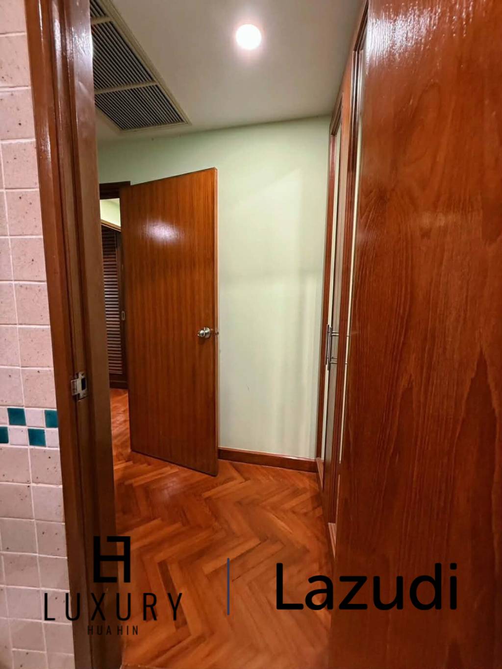 Spacious 2-Bed Condo in Baan Sansaran Hua Hin