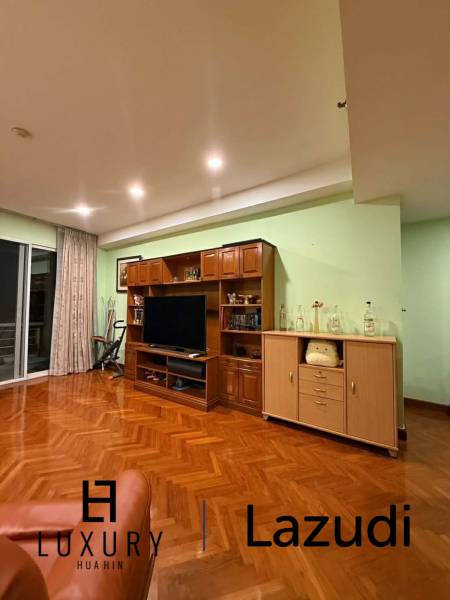 Spacious 2-Bed Condo in Baan Sansaran Hua Hin