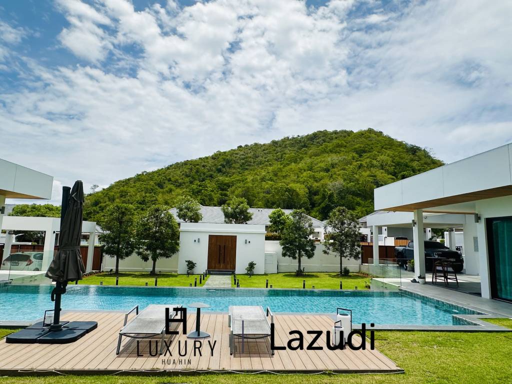 Hillside Hamlet 8: Luxury Mountain View Villa Unique 750 sqm