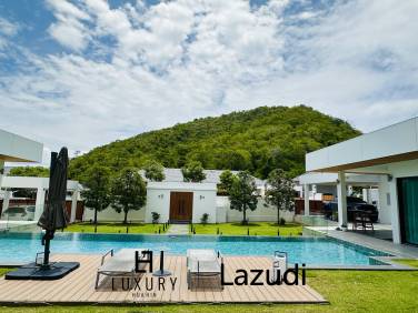 Hillside Hamlet 8: Luxury Mountain View Villa Unique 750 sqm