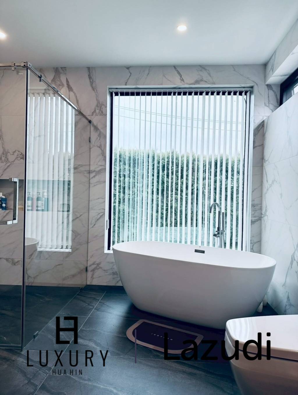 Hillside Hamlet 8: Luxury Mountain View Villa Unique 750 sqm