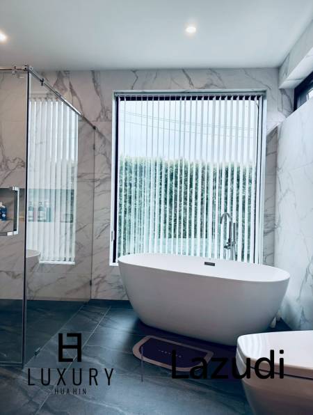 Hillside Hamlet 8: Luxury Mountain View Villa Unique 750 sqm