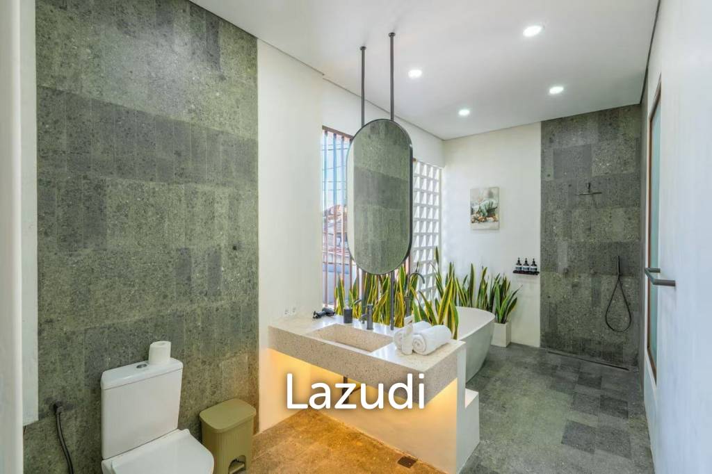 Ocean View Three Bedroom Freehold Villa For Sale in Ungasan Uluwatu