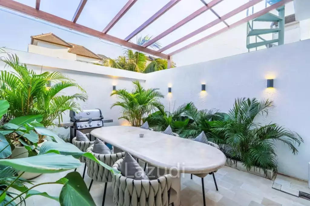 Ocean View Three Bedroom Freehold Villa For Sale in Ungasan Uluwatu
