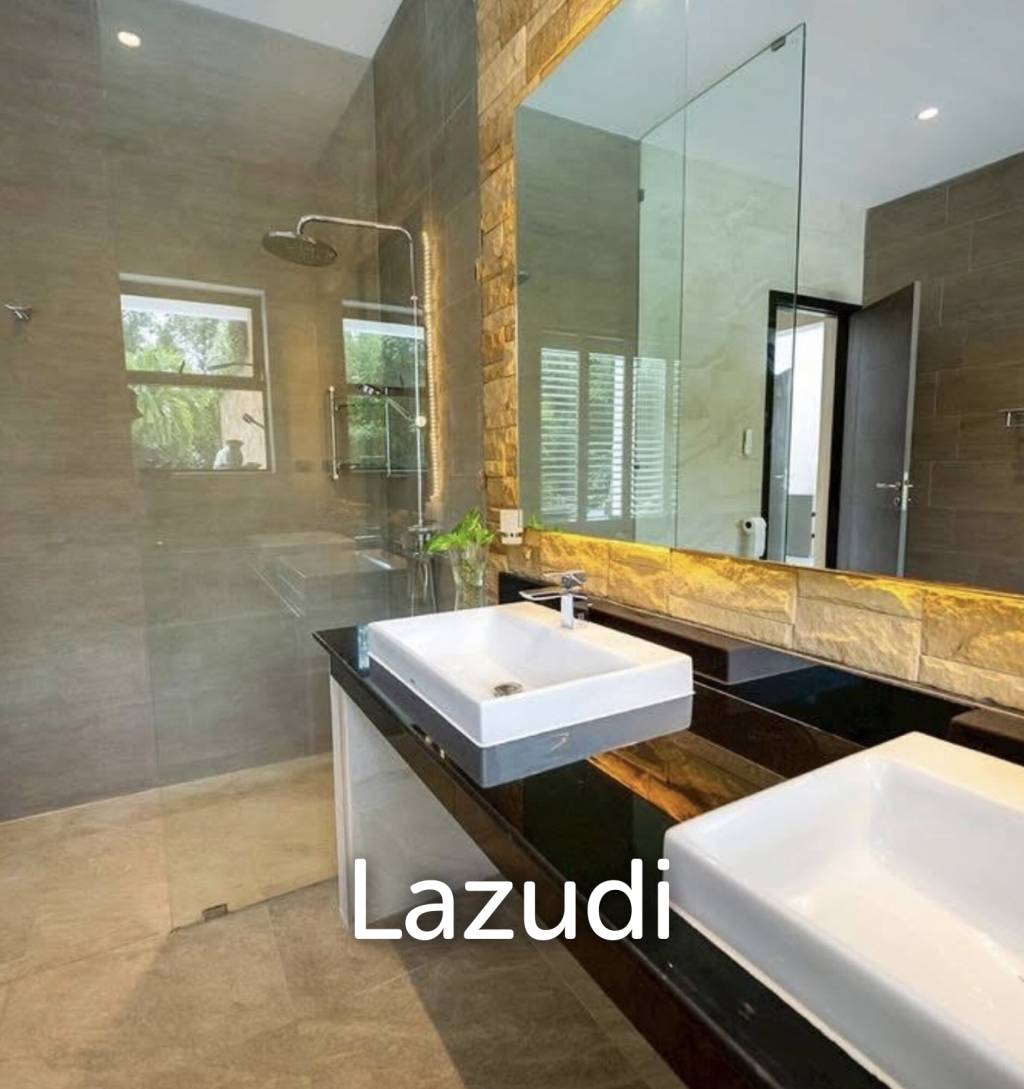 1,400 ตร.ม 4 เตียง 5 อาบน้ำ วิลล่า For ขาย