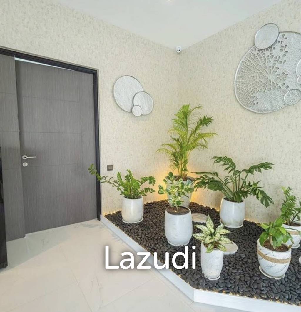 1,400 ตร.ม 4 เตียง 5 อาบน้ำ วิลล่า For ขาย