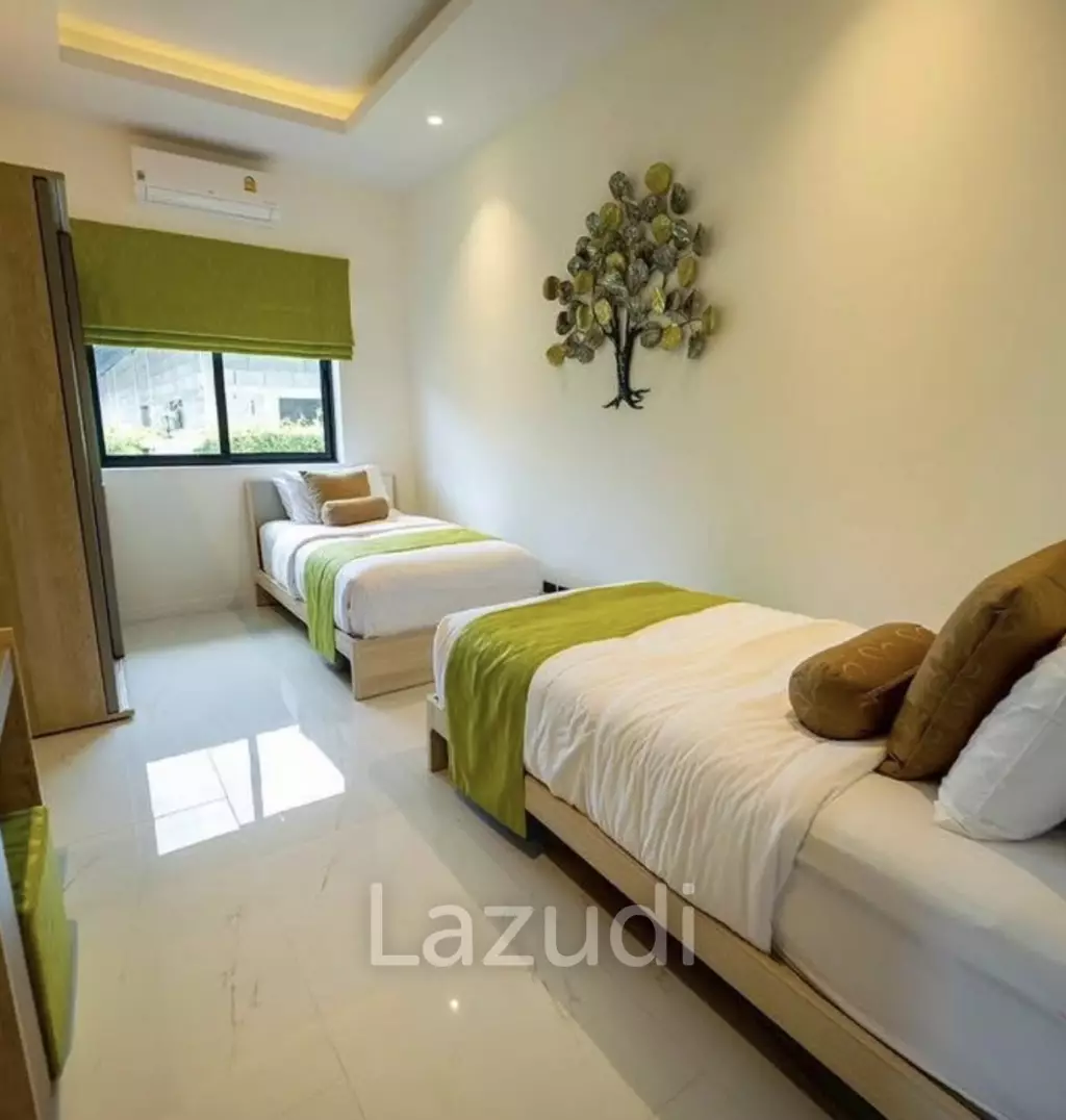 ST GEORGES PARK : 4 Bed Luxury Pool Villa