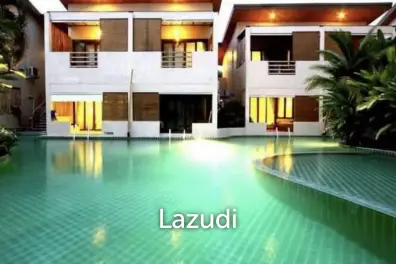 HOTEL THE HIDEAWAY RESORT : Great condition quality 40 room Hotel vry close to the Beach