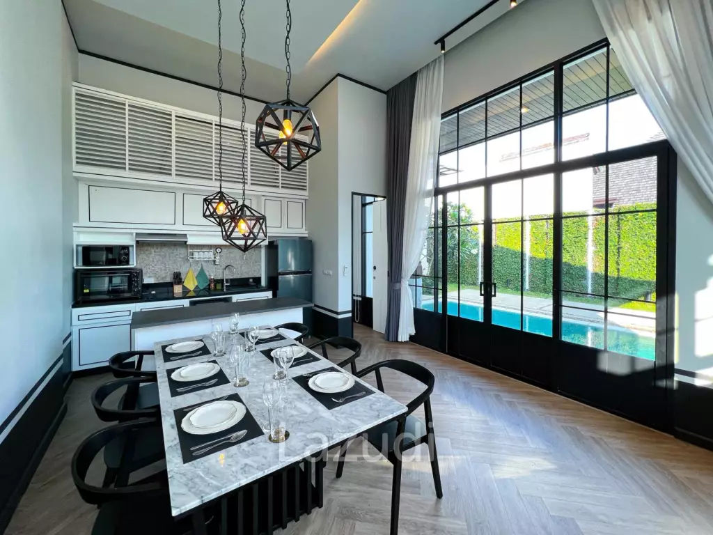 Japanese inspired 3-Bedroom Pool Villa in Soi Pasak, Thalang