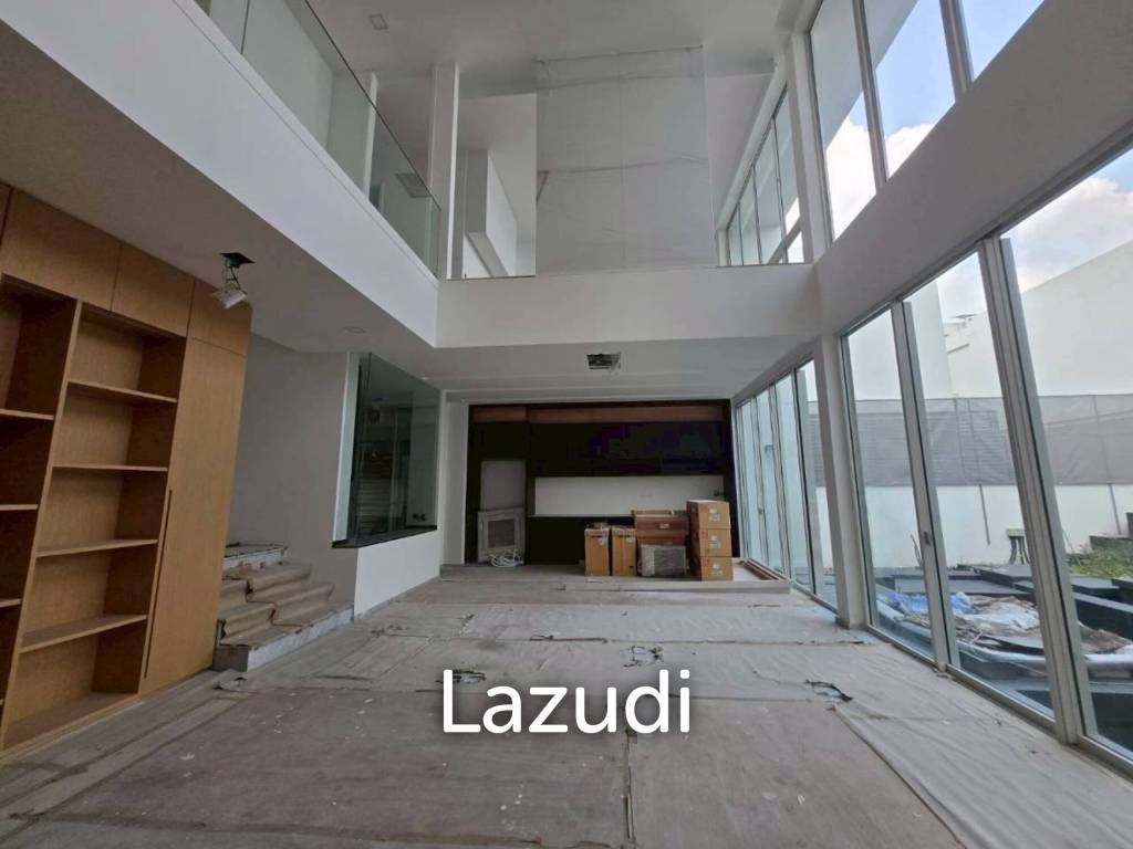 3 bedrooms 4 bathrooms  354 Sq.M Vive Bangna-KM.7