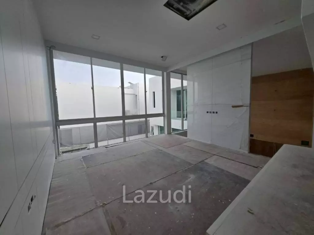 3 bedrooms 4 bathrooms  354 Sq.M Vive Bangna-KM.7