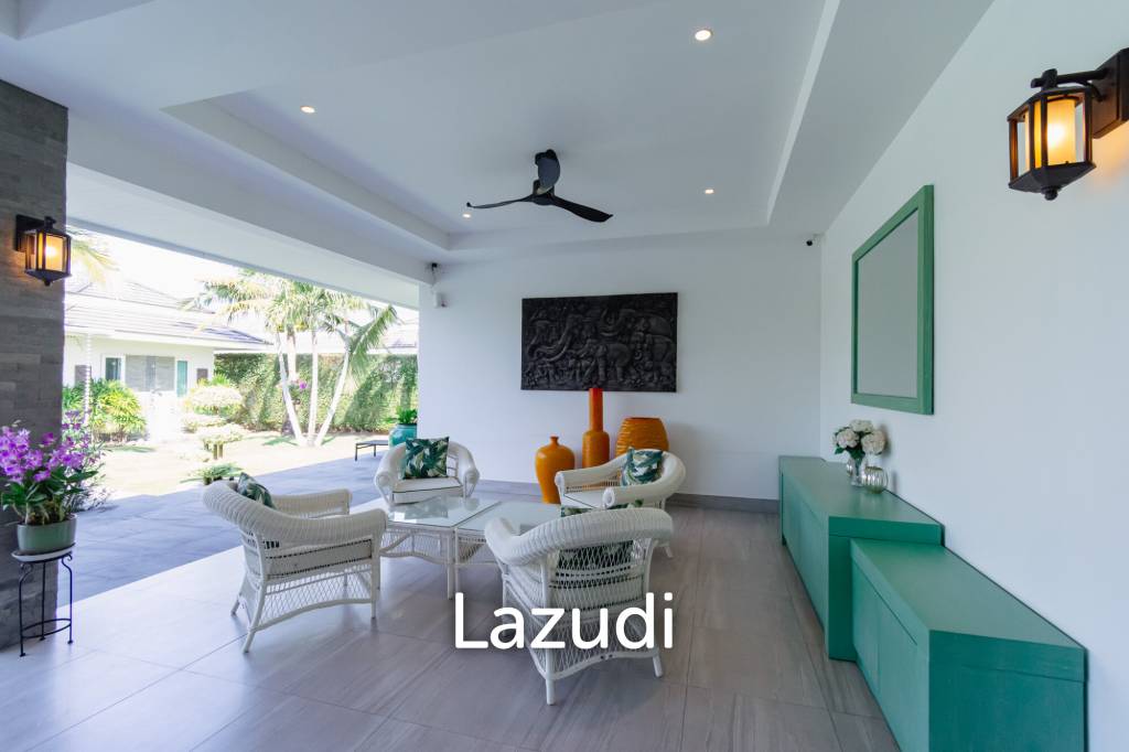 1,980 ตร.ม 7 เตียง 8 อาบน้ำ วิลล่า For ขาย