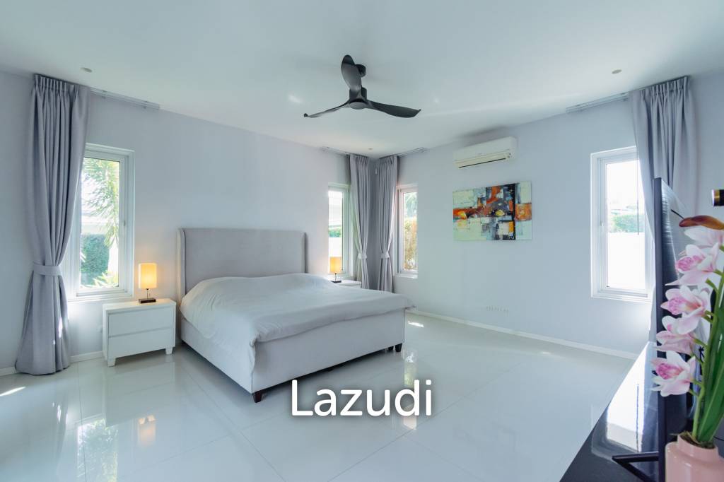 1,980 ตร.ม 7 เตียง 8 อาบน้ำ วิลล่า For ขาย