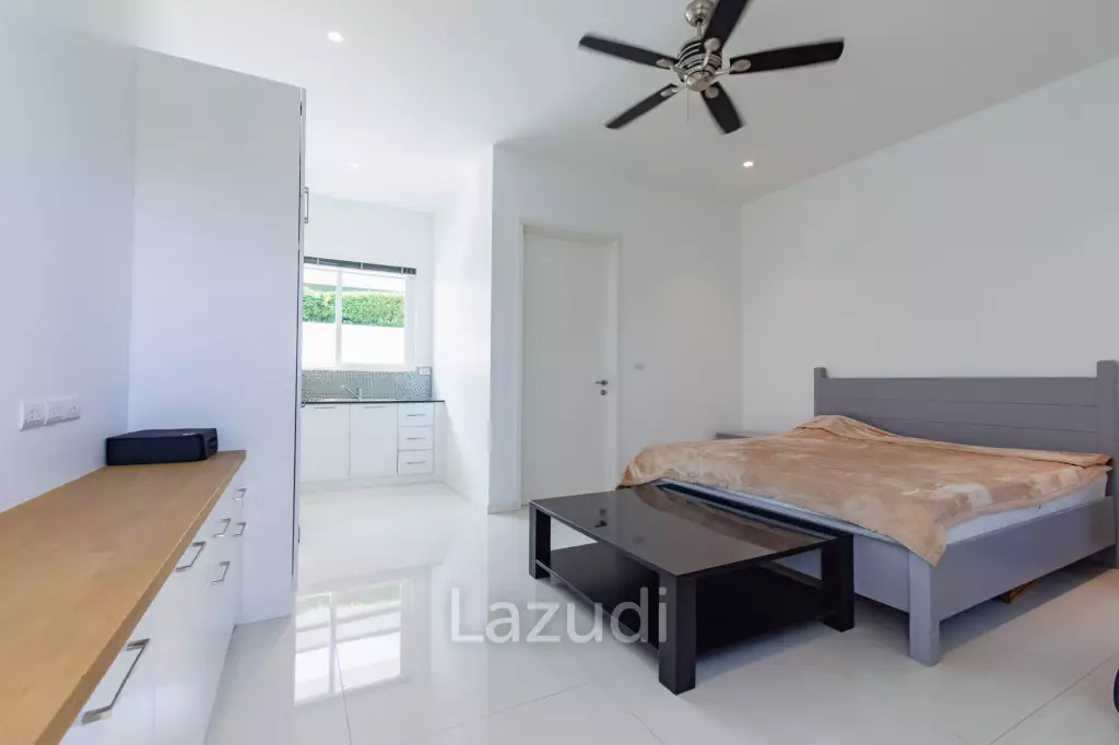 THE CLOUDS 1 : Luxury 7 bed pool villa