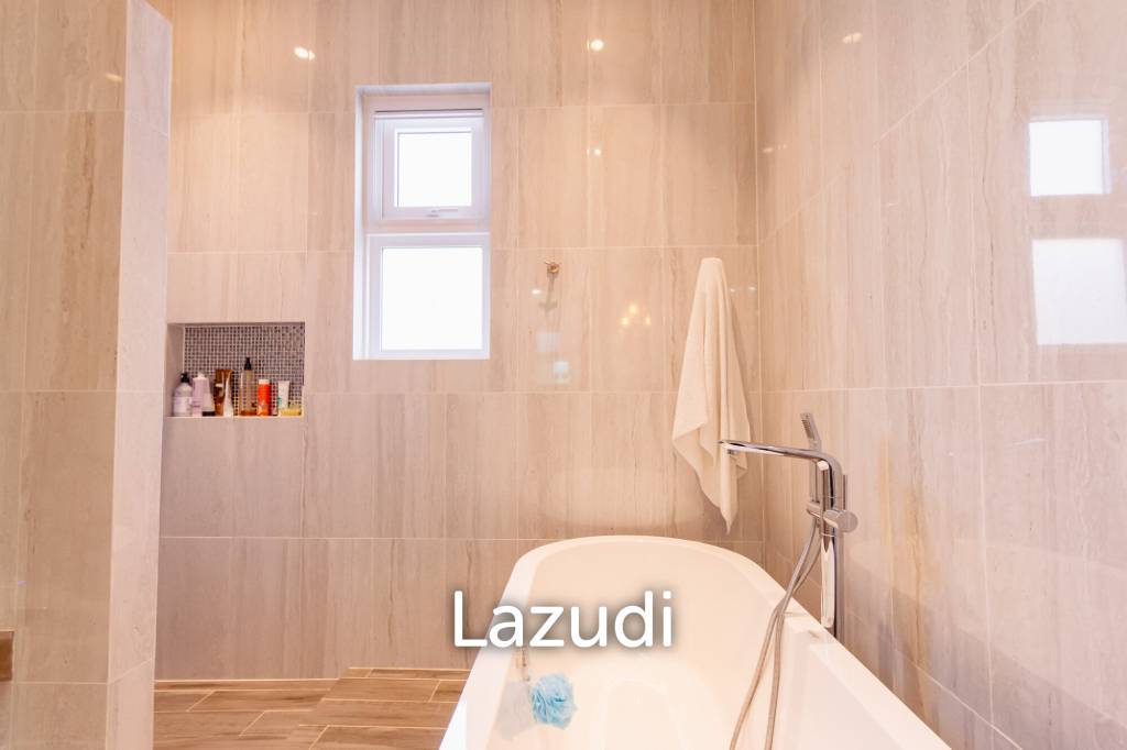 1,980 ตร.ม 7 เตียง 8 อาบน้ำ วิลล่า For ขาย