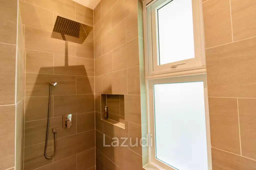 THE CLOUDS 1 : Luxury 7 bed pool villa