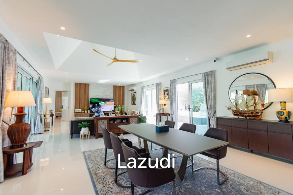 1,980 ตร.ม 7 เตียง 8 อาบน้ำ วิลล่า For ขาย