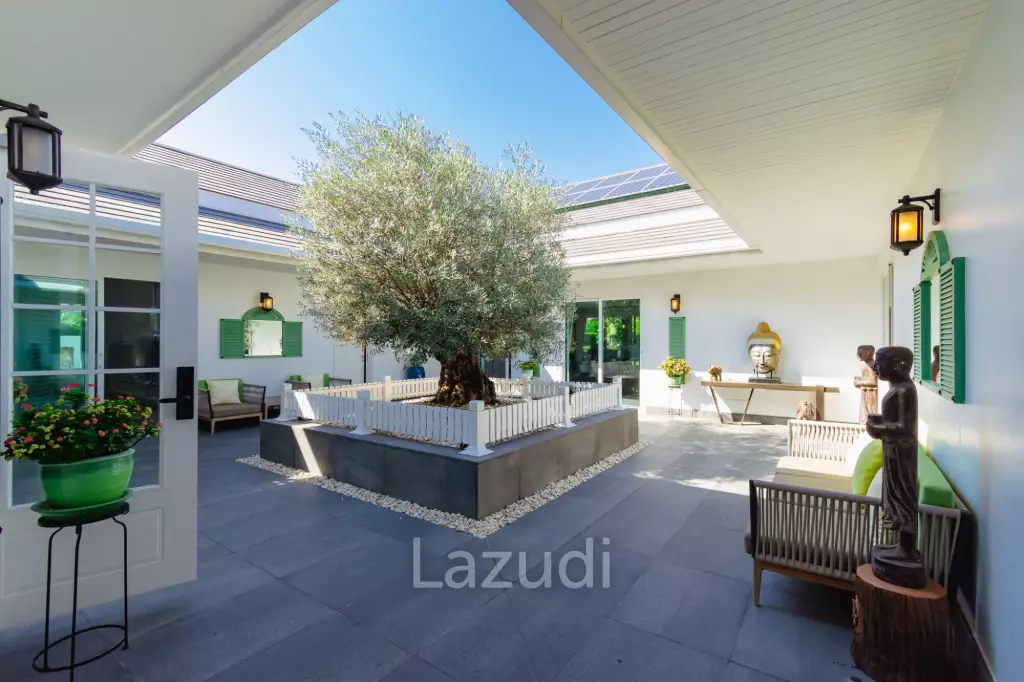 THE CLOUDS 1 : Luxury 7 bed pool villa