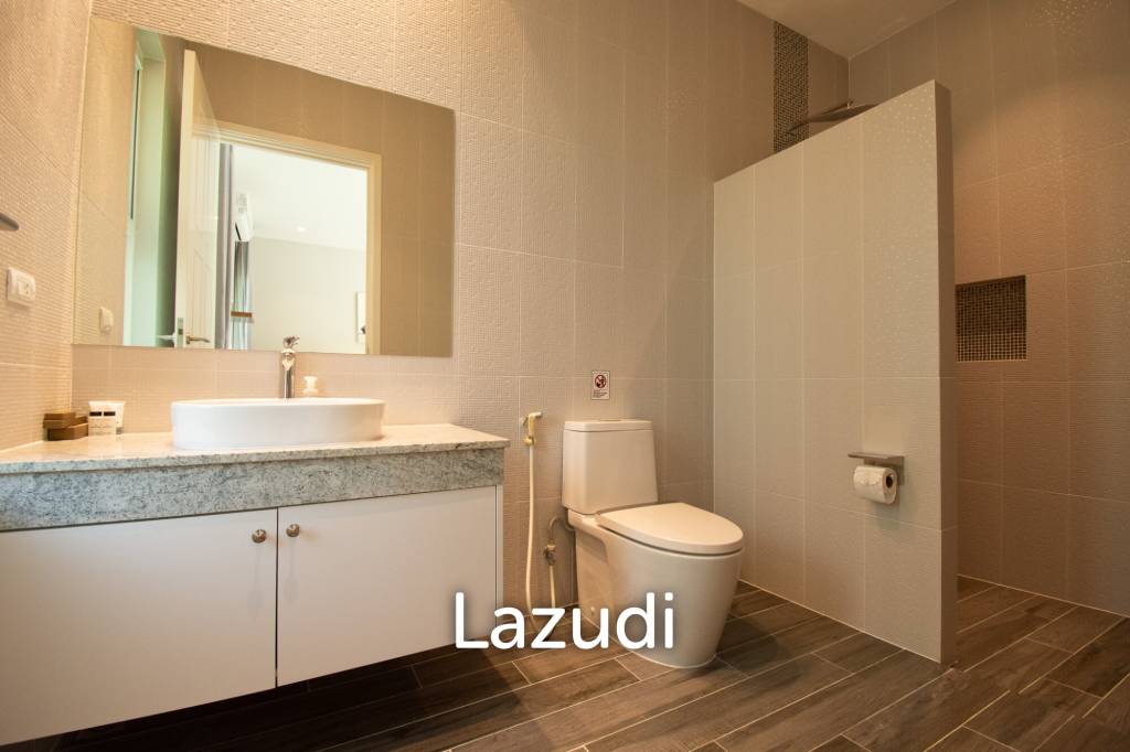 1,980 ตร.ม 7 เตียง 8 อาบน้ำ วิลล่า For ขาย