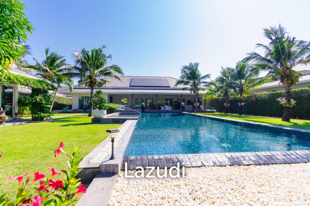 1,980 ตร.ม 7 เตียง 8 อาบน้ำ วิลล่า For ขาย