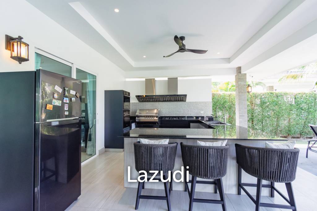 1,980 ตร.ม 7 เตียง 8 อาบน้ำ วิลล่า For ขาย