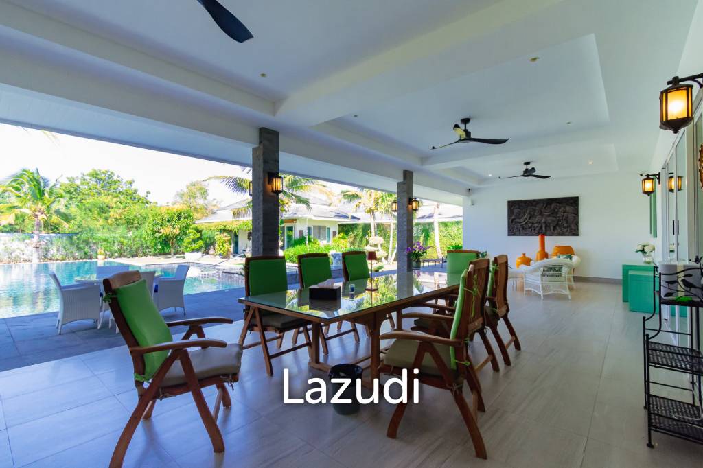 1,980 ตร.ม 7 เตียง 8 อาบน้ำ วิลล่า For ขาย