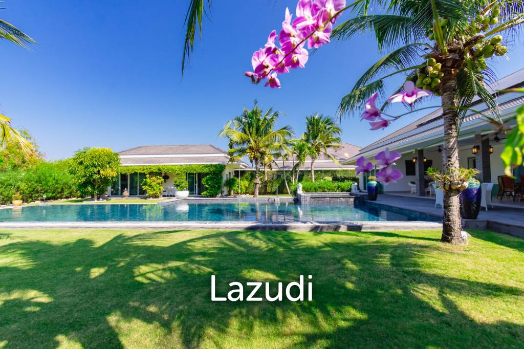 1,980 ตร.ม 7 เตียง 8 อาบน้ำ วิลล่า For ขาย