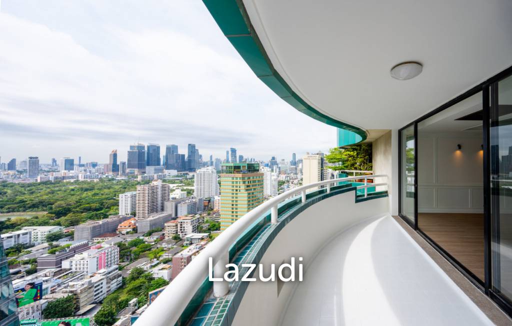Luxurious 3-Bedroom Condo at Las Colinas Bangkok