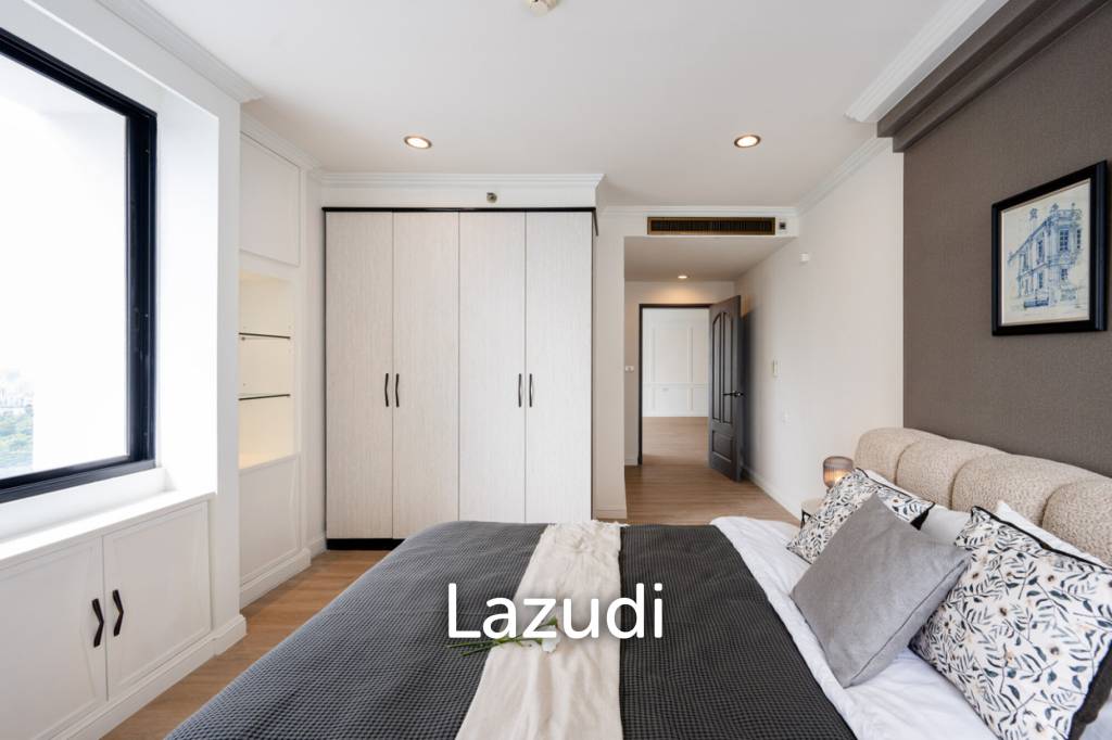 Luxurious 3-Bedroom Condo at Las Colinas Bangkok