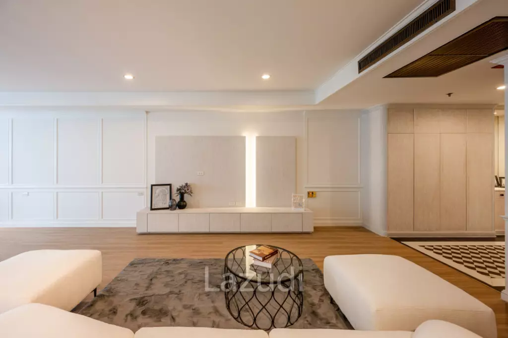 Luxurious 3-Bedroom Condo at Las Colinas Bangkok