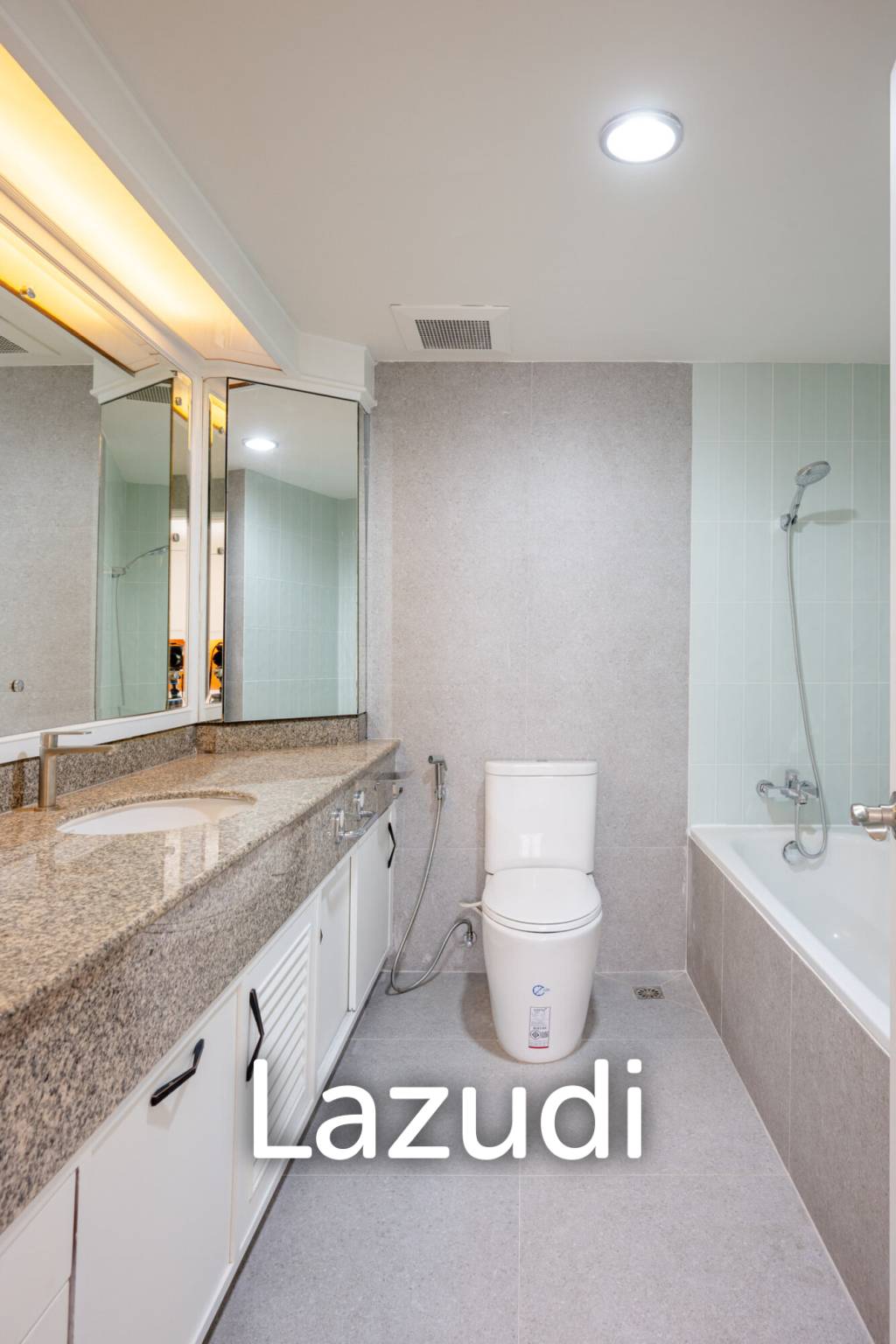 Luxurious 3-Bedroom Condo at Las Colinas Bangkok