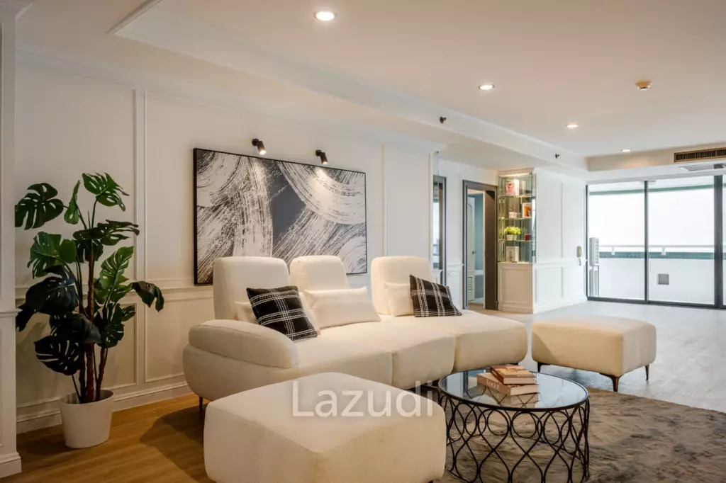 Luxurious 3-Bedroom Condo at Las Colinas Bangkok