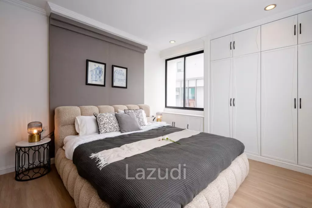 Luxurious 3-Bedroom Condo at Las Colinas Bangkok