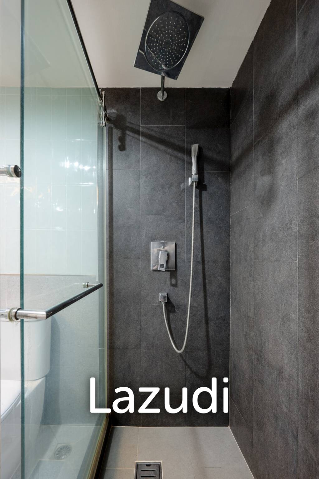 Luxurious 3-Bedroom Condo at Las Colinas Bangkok