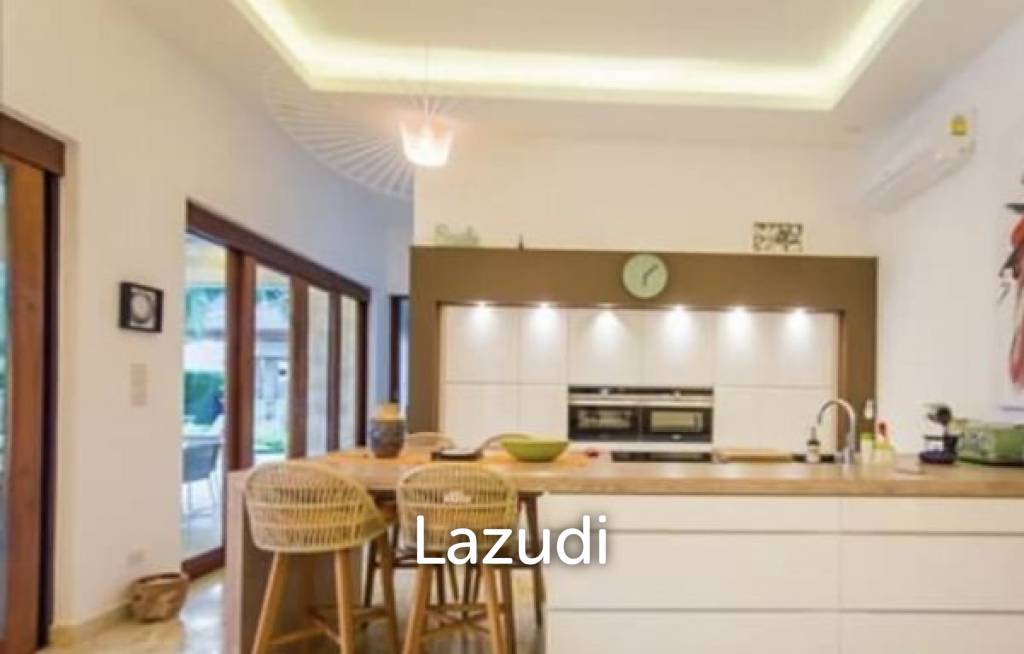 1,200 Sqm 4 Bed 5 Bath Villa For Sale