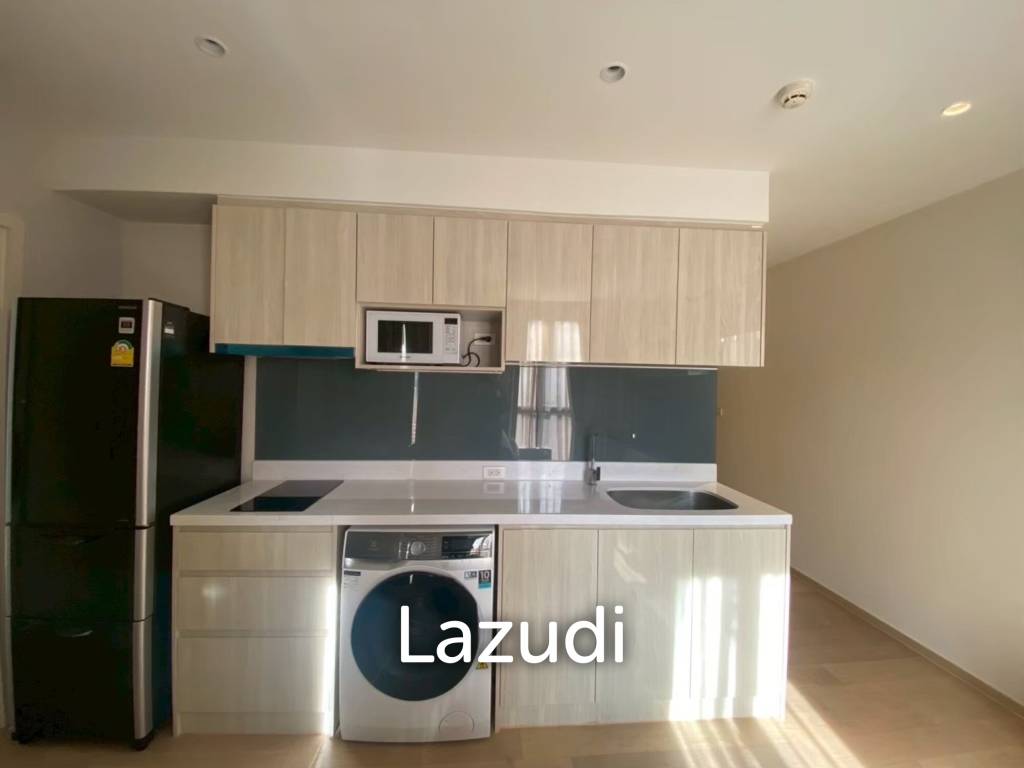 1 Bed 1 Bath 44 SQ.M Runesu Thonglor 5 Low rise condo with Bathtub